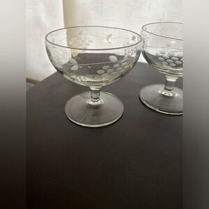 4 Vintage etched champagne glasses. Grapes & Vines. 3.5”